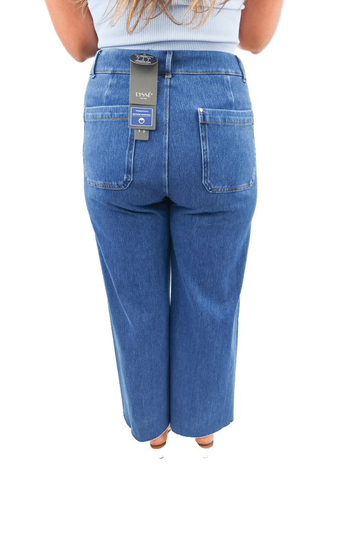 lysse midwash wide leg jeans (L; retail $118)