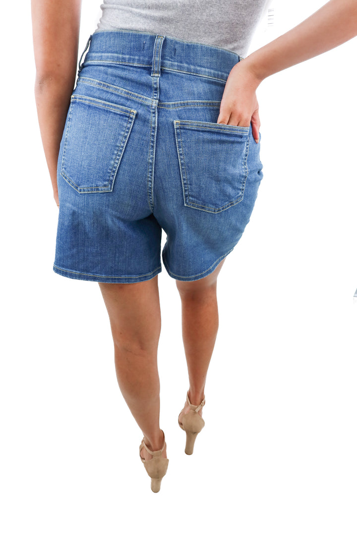 Spanx mediumwash 7" denim shorts NWT (S + M; retail $88)