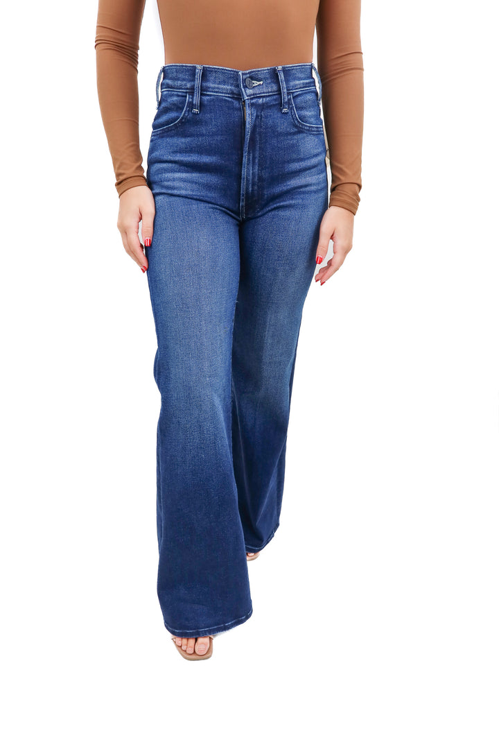 mother dark wash "the hustler roller sneak" jeans NWT (26; retail $268)