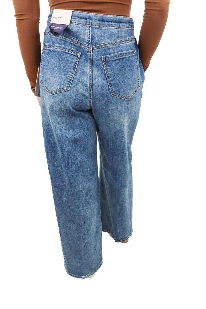 nydj "cindi relaxed wide leg" jeans NWT (2; retails $119)