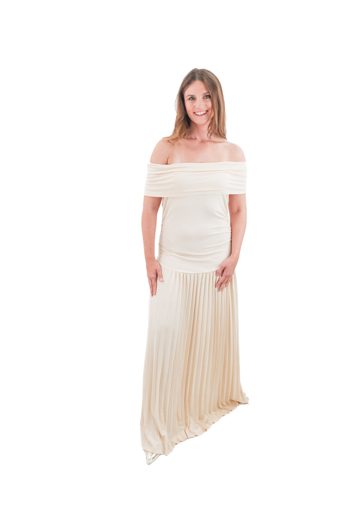 nina cheyenne cream off the shoulder maxi dress (xl)