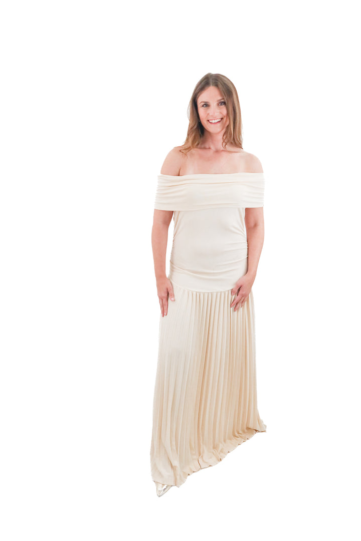 nina cheyenne cream off the shoulder maxi dress (xl)