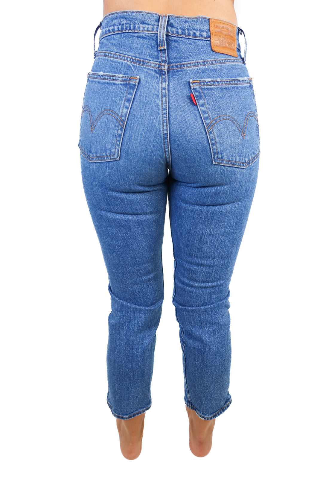 Levi medium wash wedgie straight leg jeans (26)