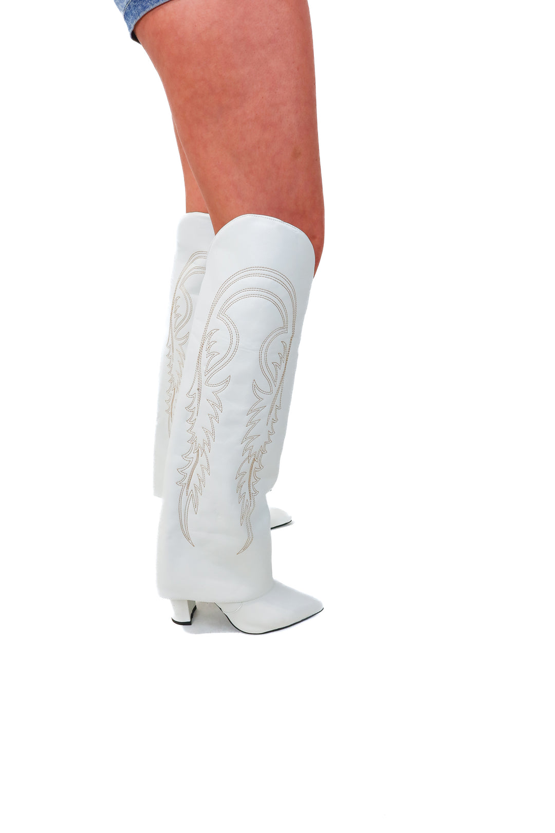 *tall white cowgirl boots NWOT (8)