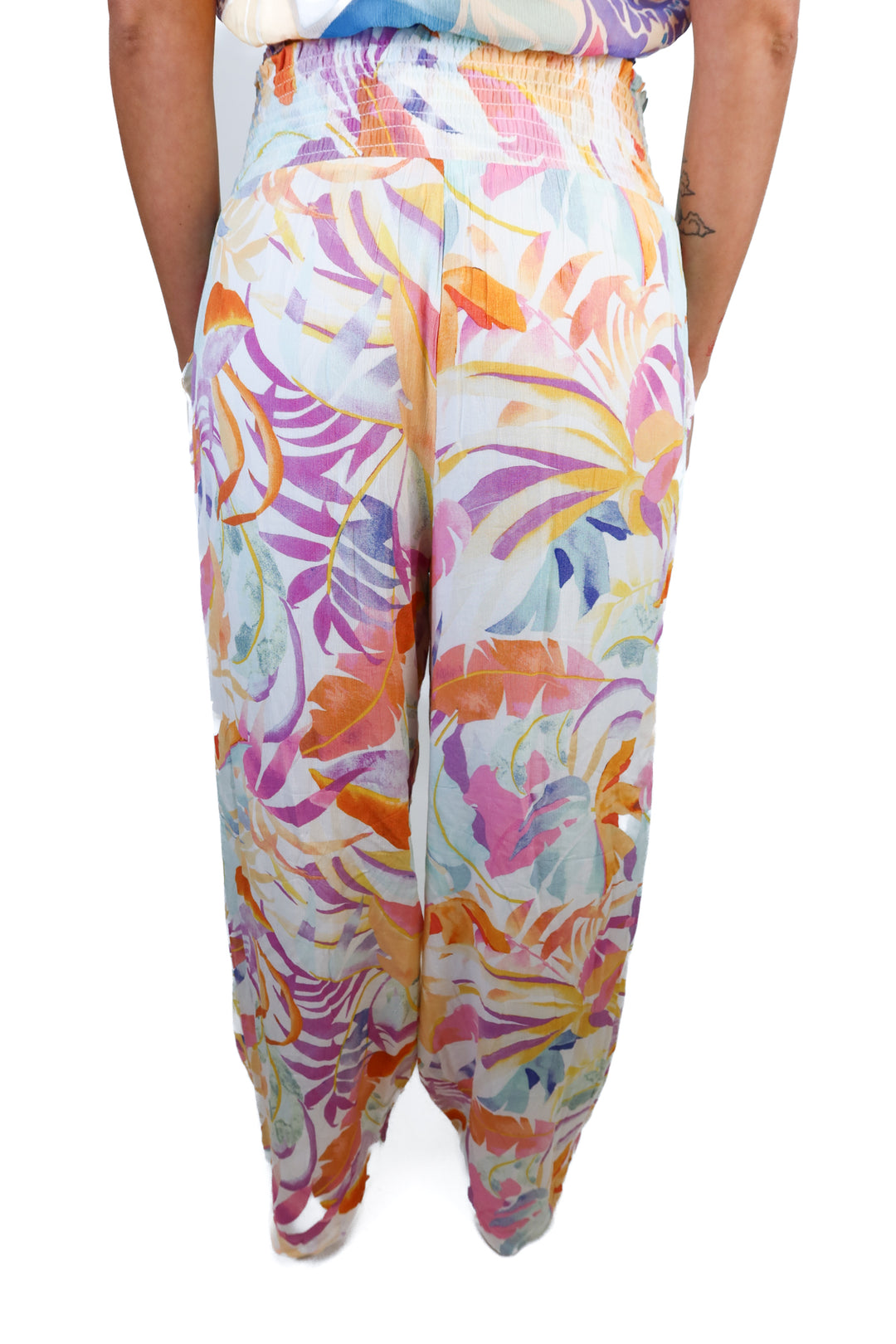 Z Supply Tropical Floral Smock Waist Pants NWT (M; retail $64)