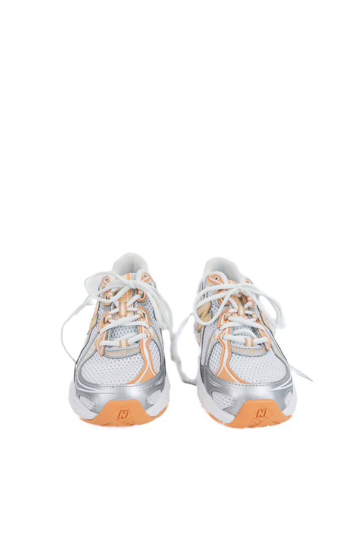 new balance 740 orange/silver sneakers (8.5)