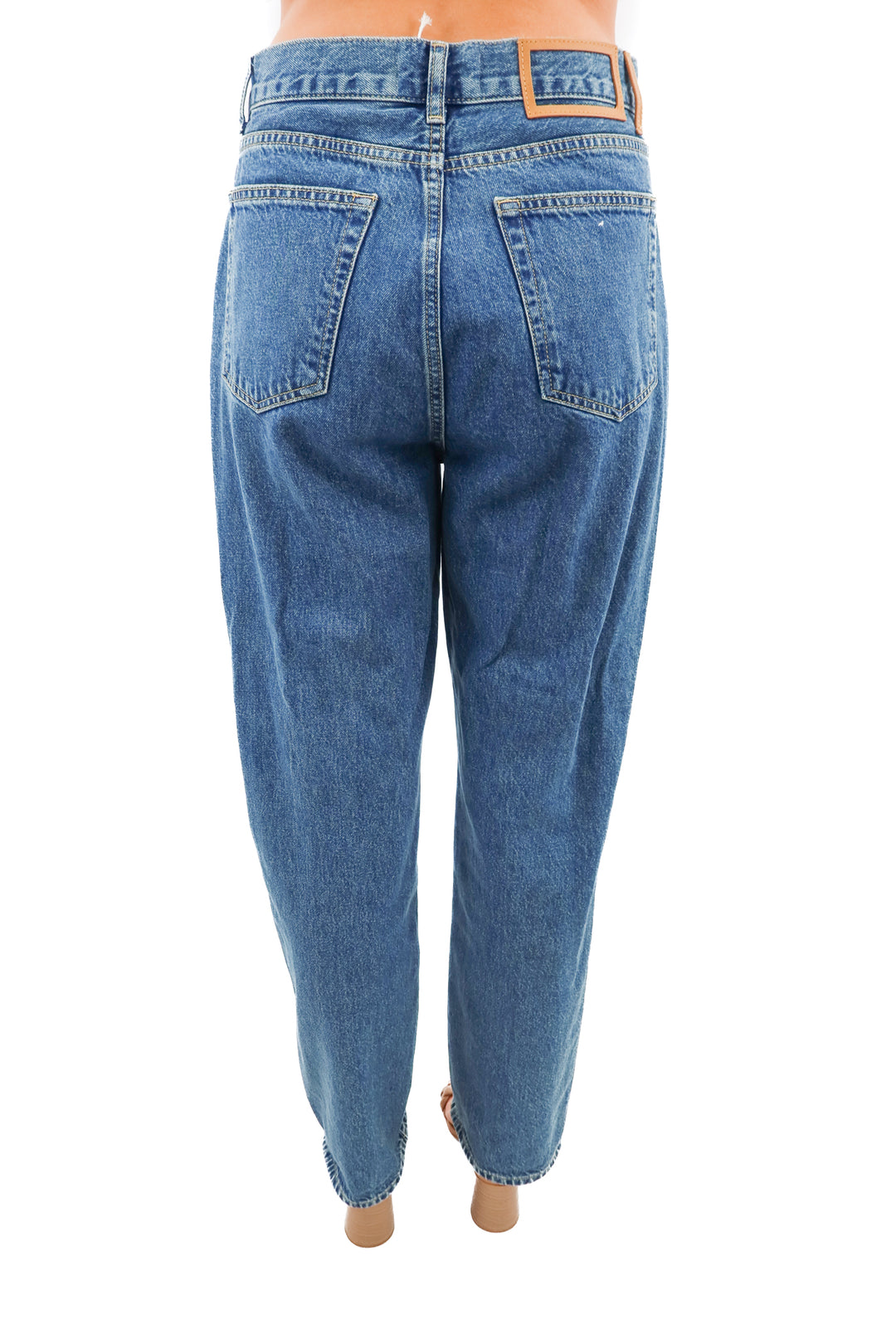 la ligne hi rise medium wash straight jeans (27; retail $250)
