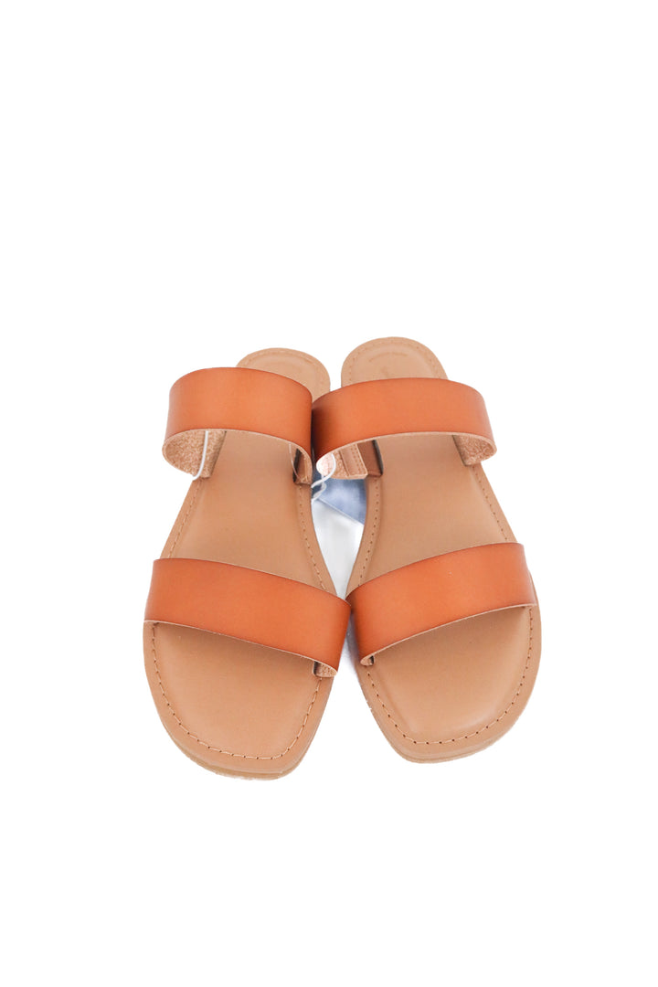 universal thread brown strap sandals (7.5; retail $25)
