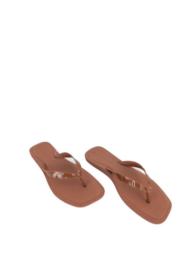 reef brown solaye flip flops nwt (9; retail $38)