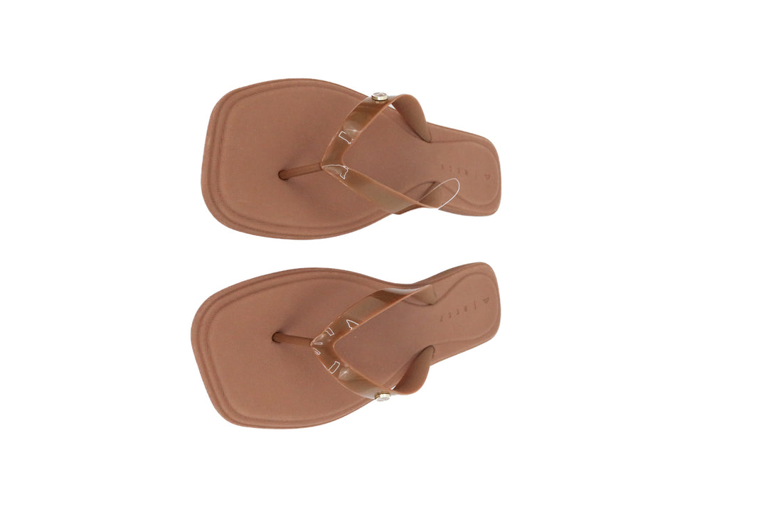 reef brown solaye flip flops nwt (9; retail $38)