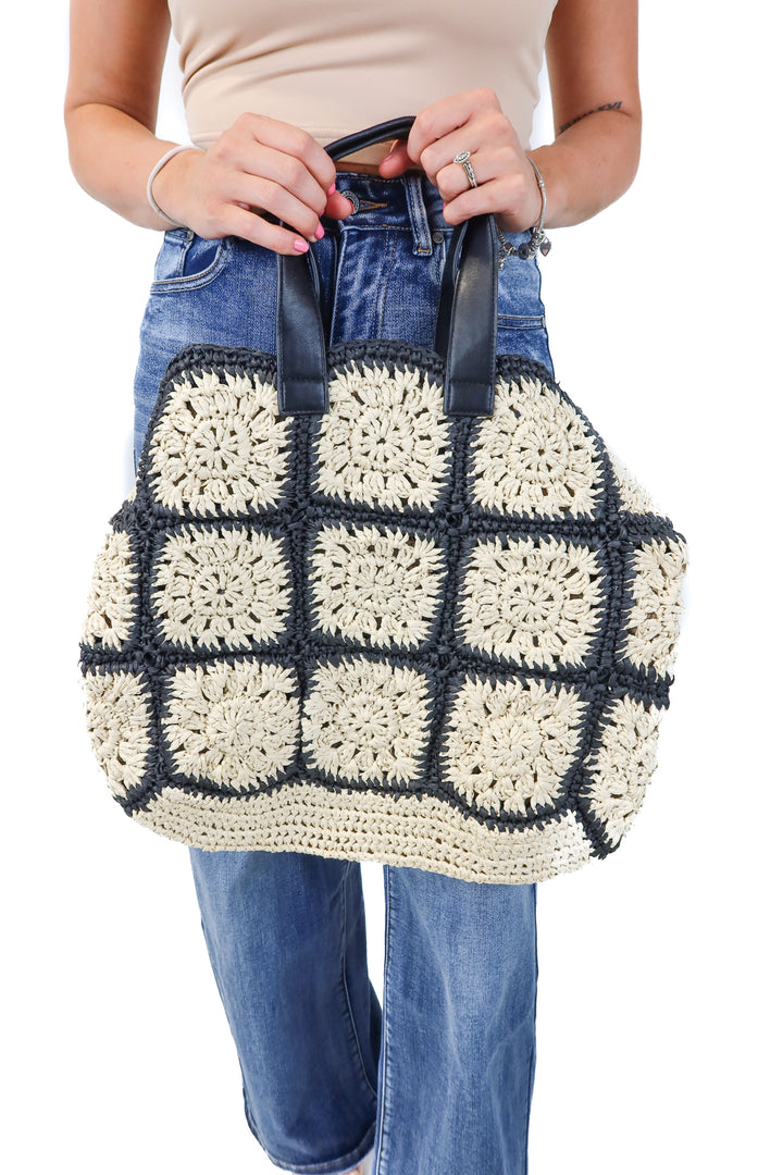 black/cream rattan bag