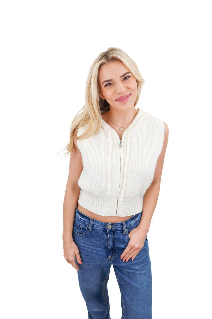 commense white knit sleeveless zip up (s)