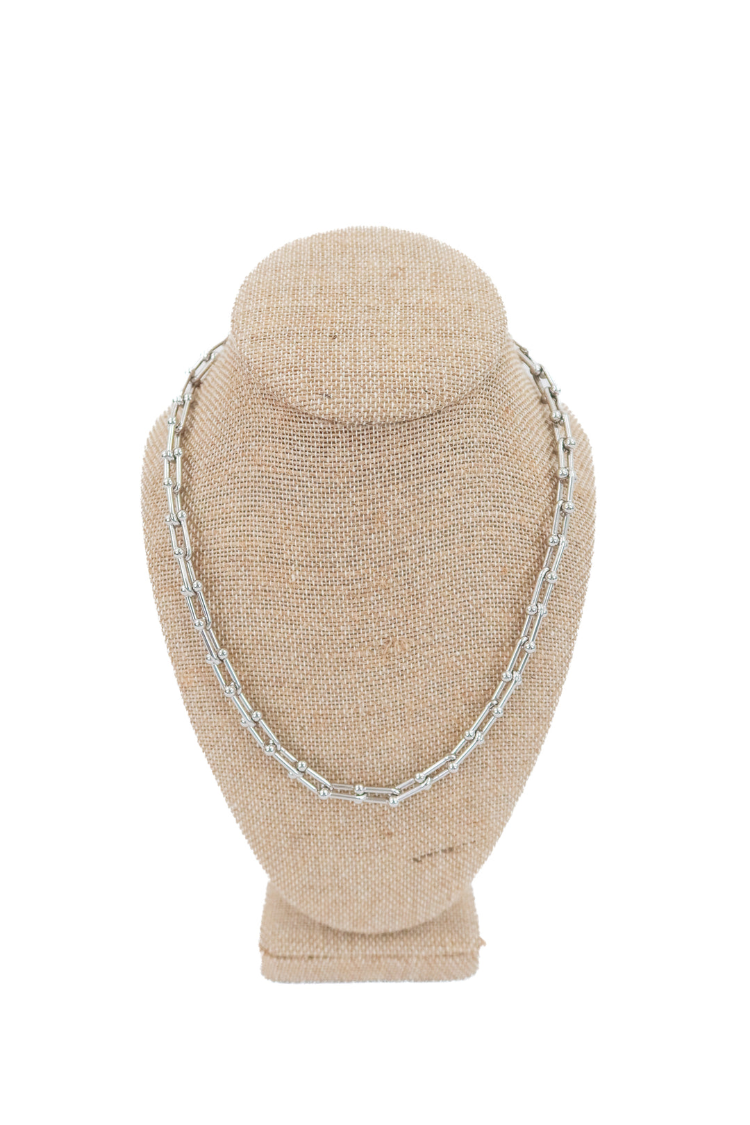 silver graduated chain necklace