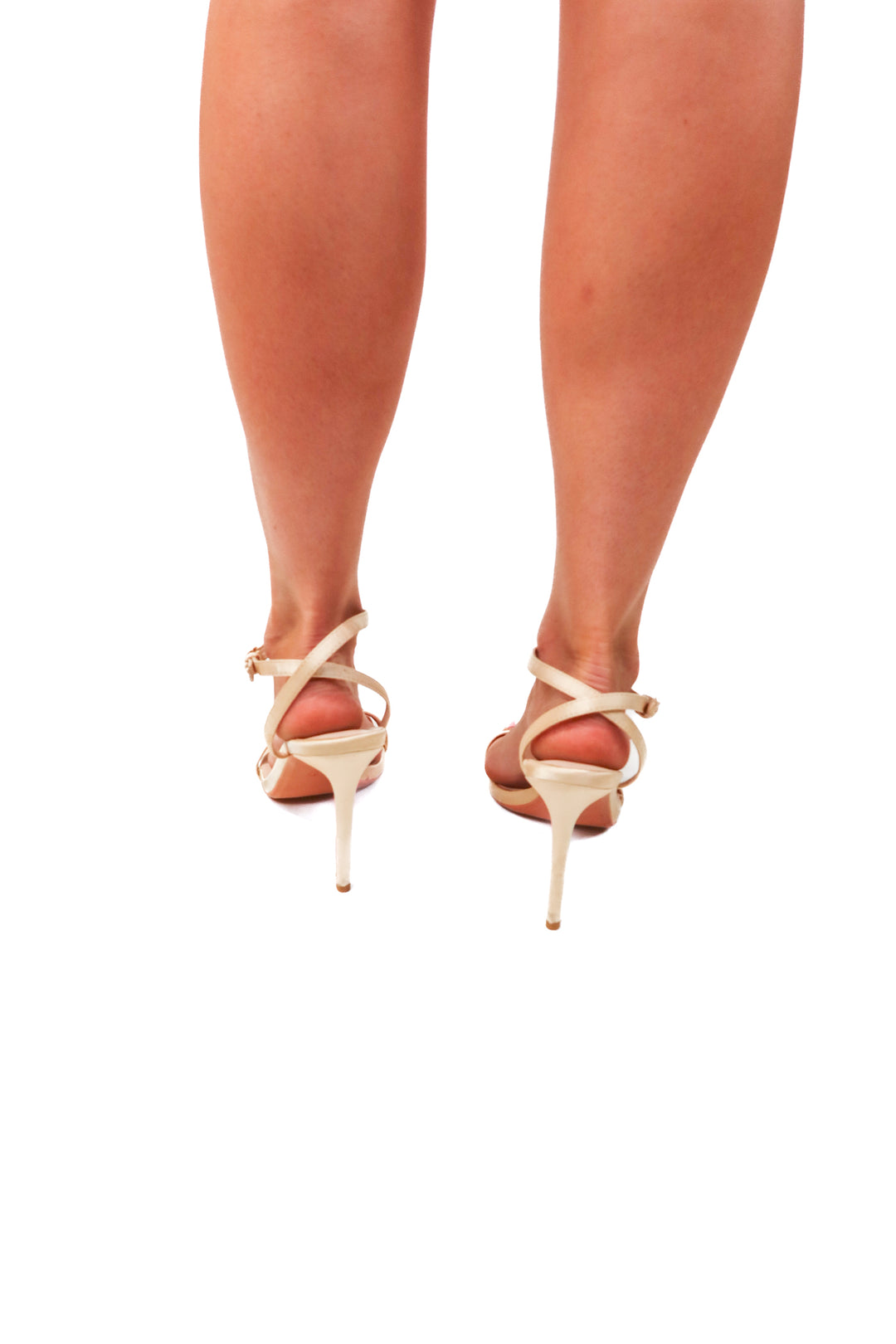 coutgo ivory rose heels (9; retail $75)