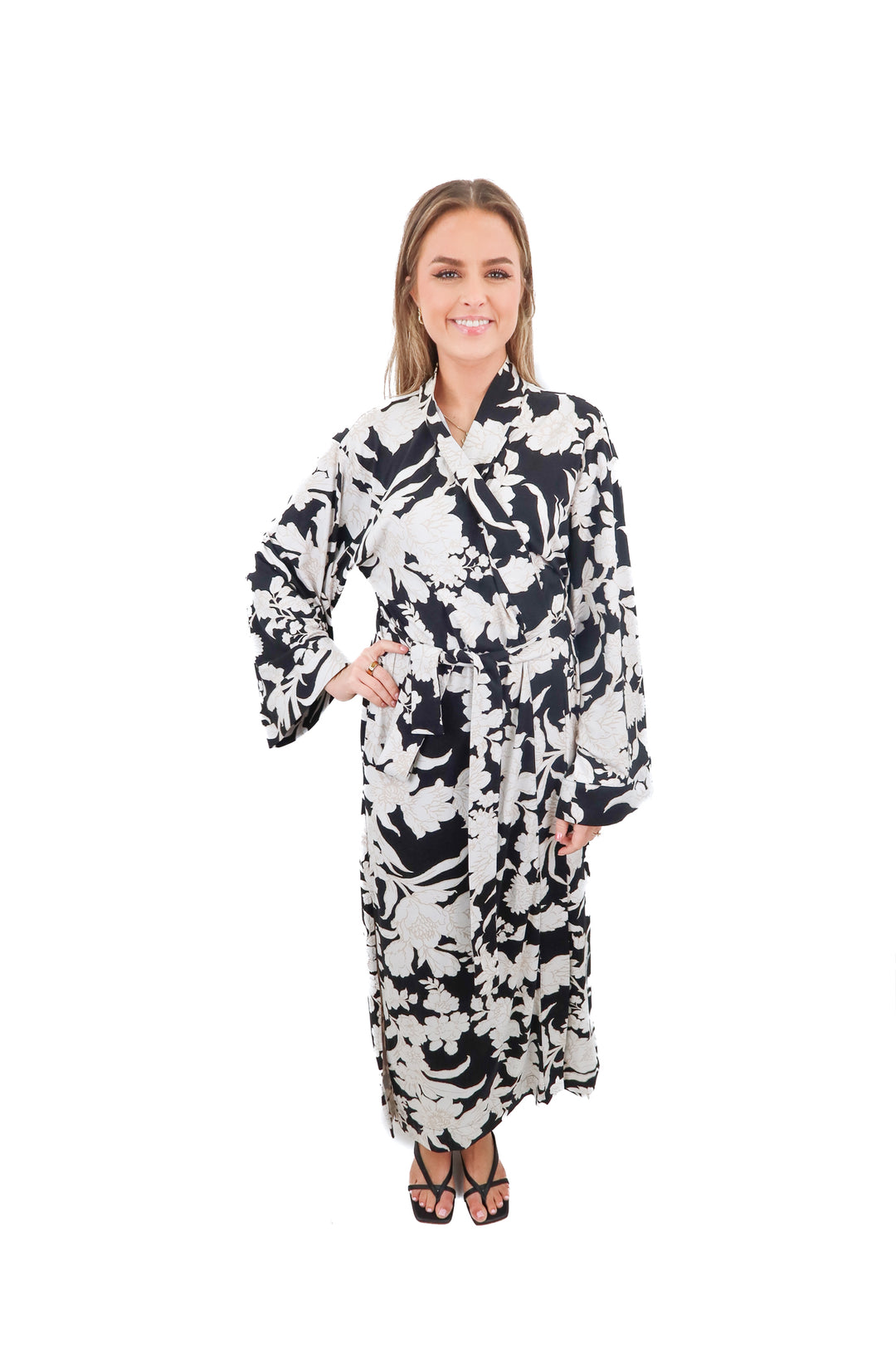 mason grey black floral robe (m; retail $108)