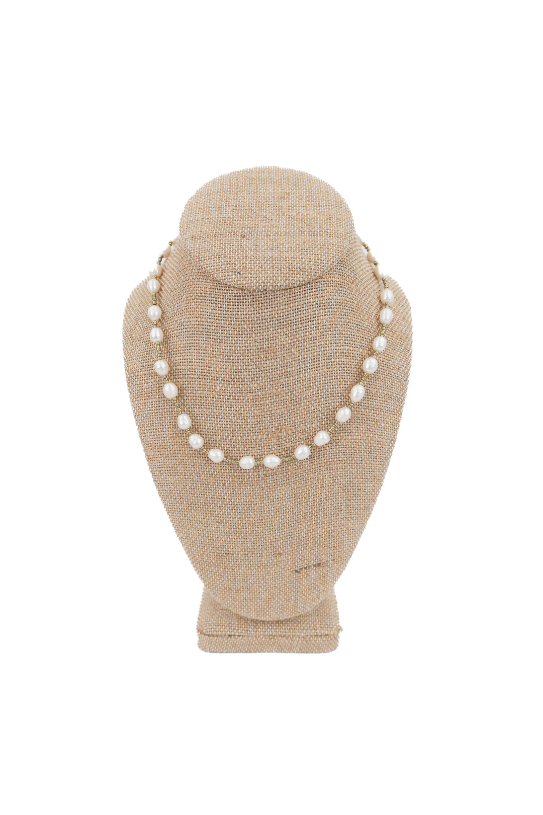 pearl/gold beaded necklace