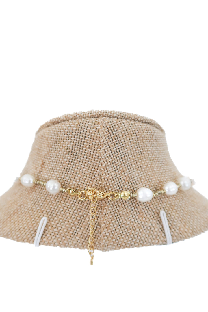 pearl/gold beaded necklace