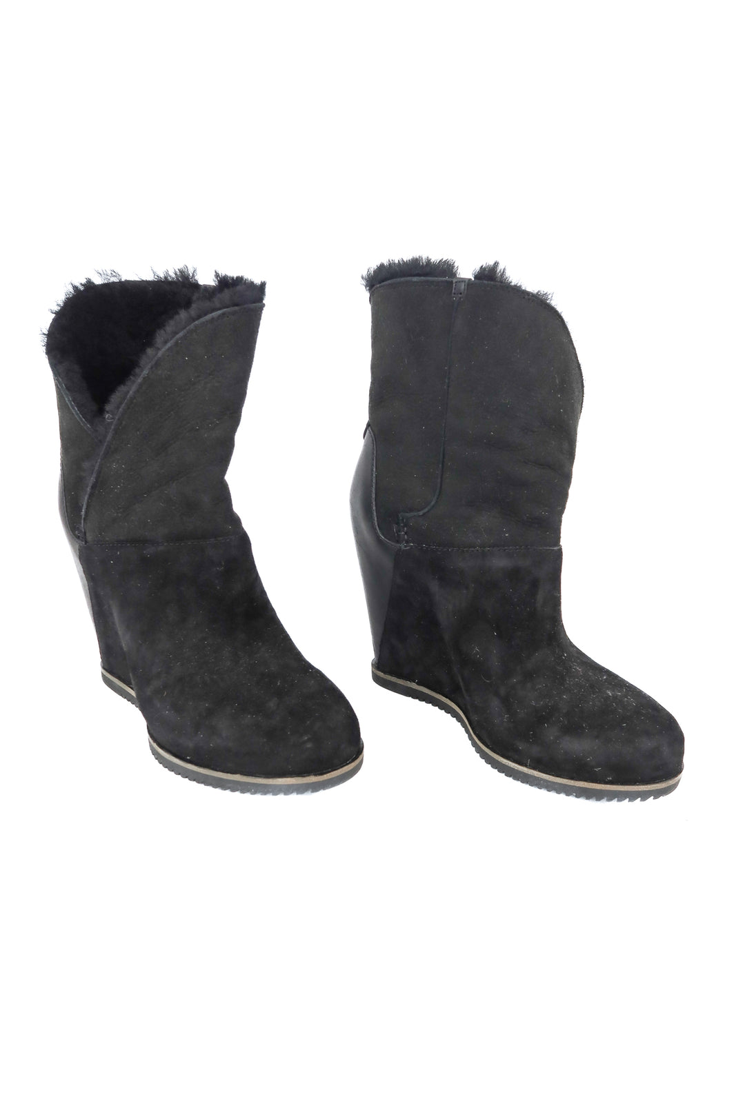 Ugg wedge suede black boots