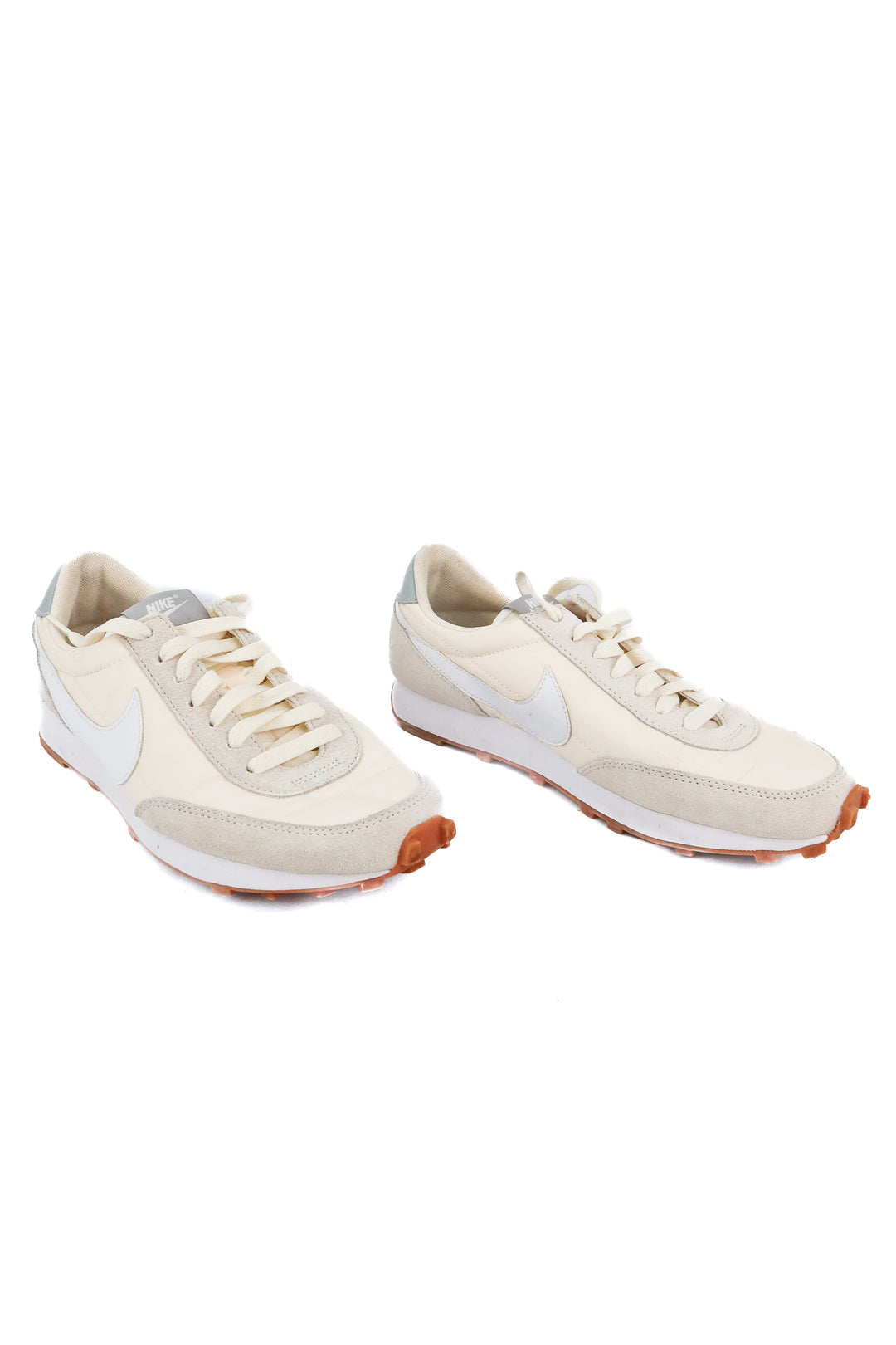 Nike cream sneakers (8)