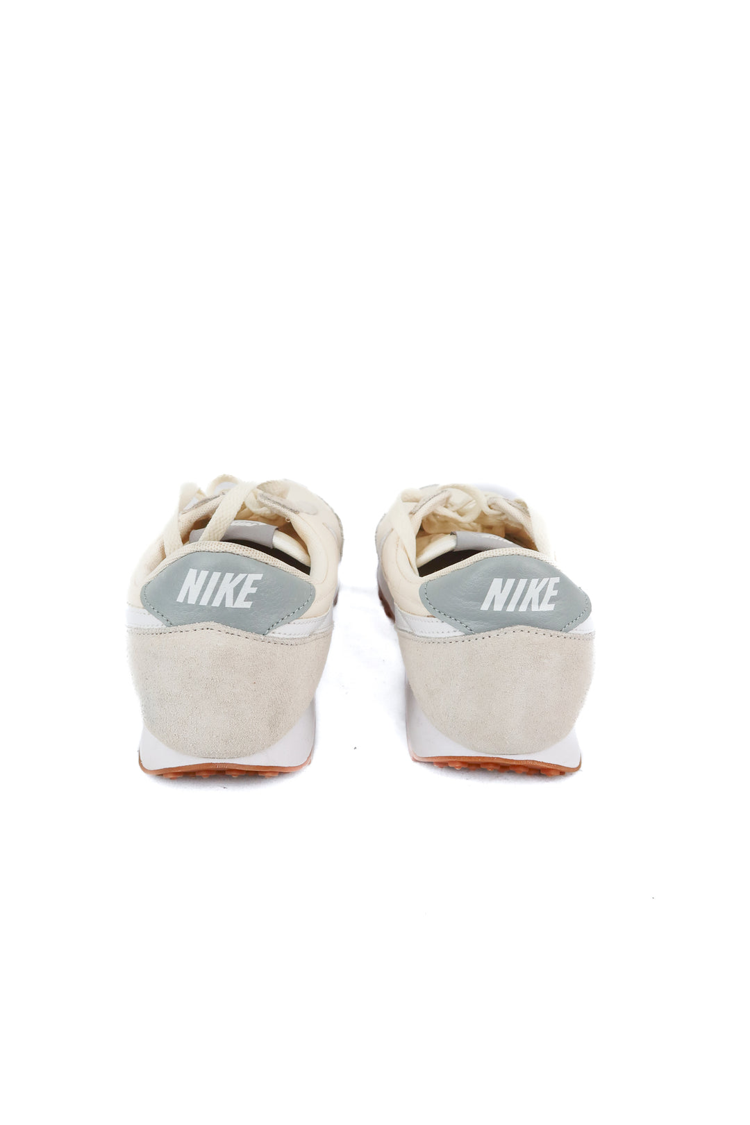 Nike cream sneakers (8)