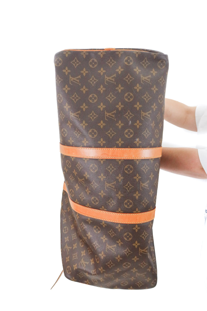 Louis Vuitton Keepall 60 monogram canvas (est. retail $2,700)