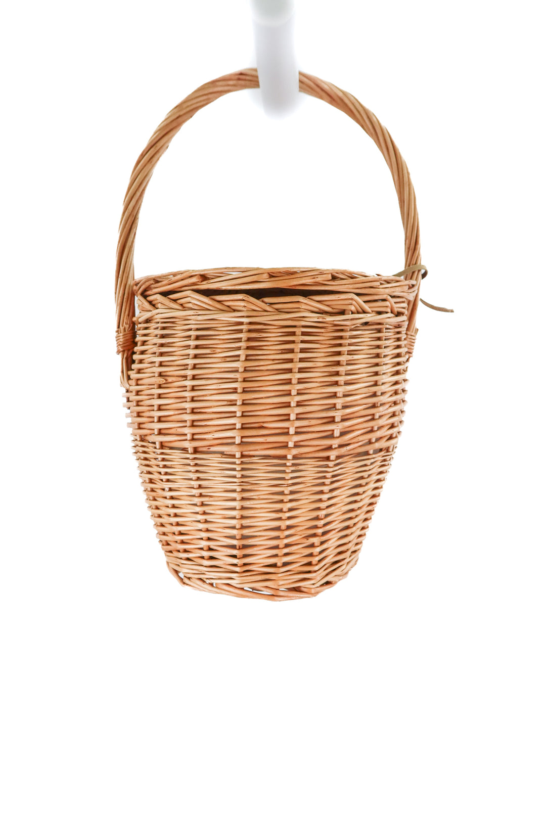 Wicker bucket purse