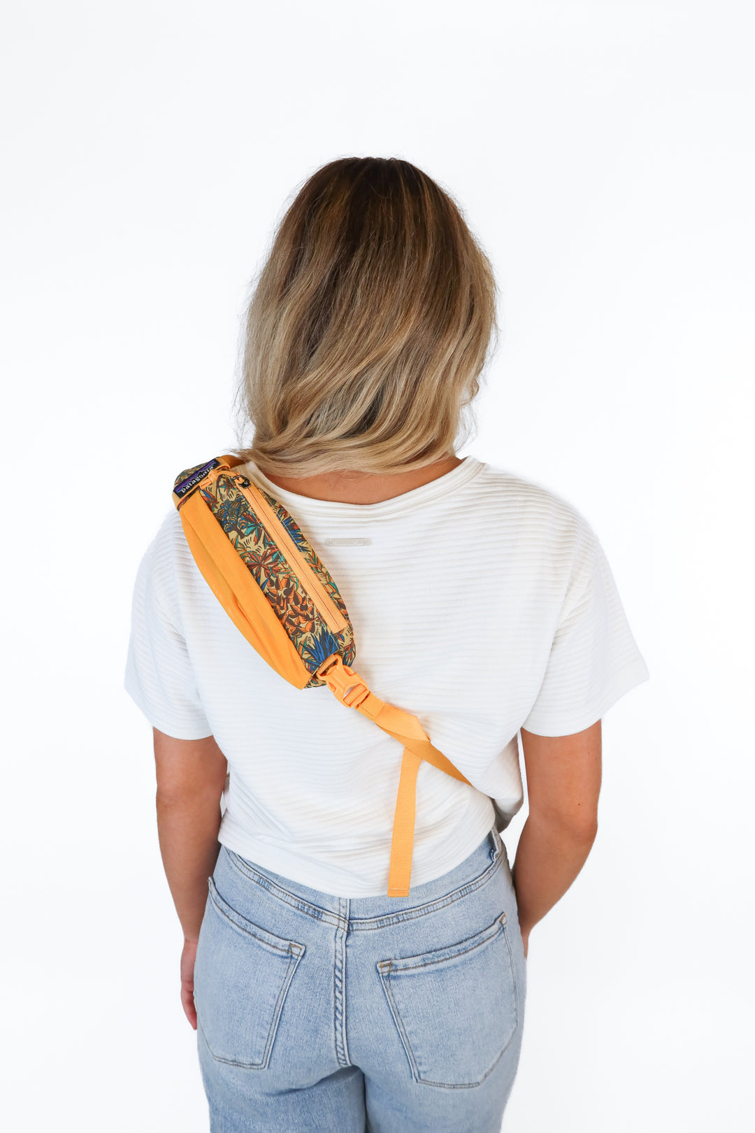 Patagonia Tropical Floral/Yellow Sling Bag (retail $79)