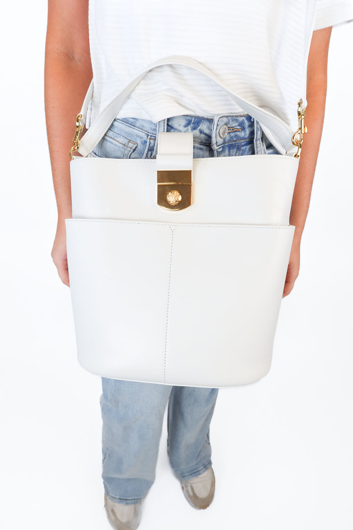 Veronica Beard White Leather Bucket Bag * NWOT ($700)
