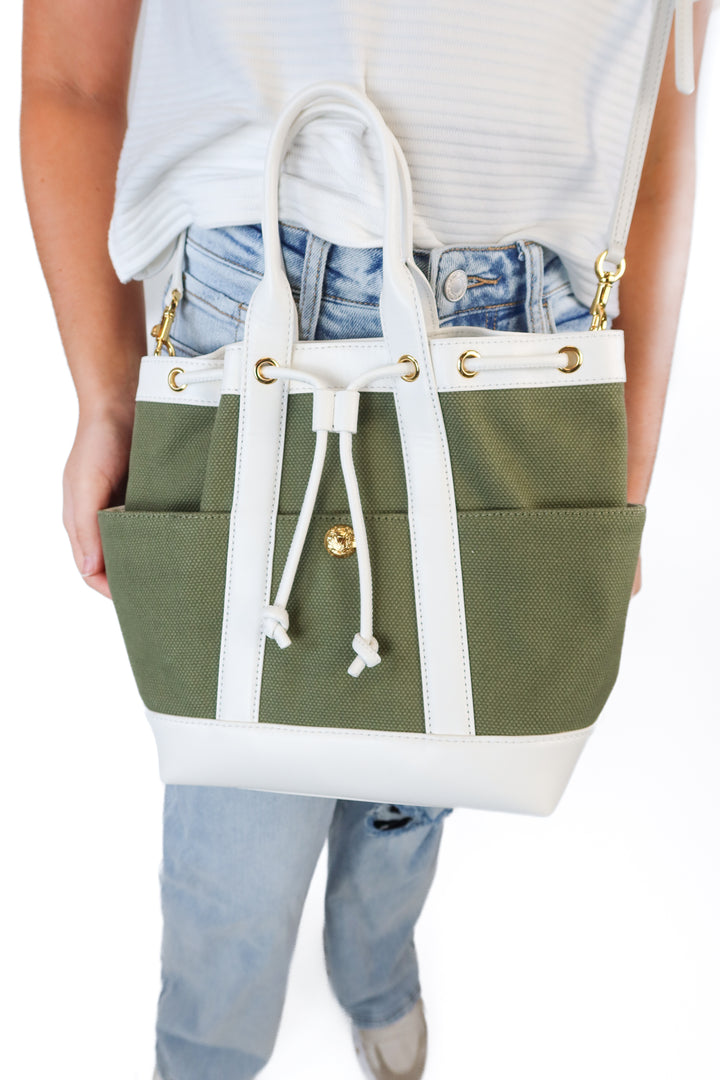 Veronica Beard Green and White Goody Bag NWOT (Retail $448)