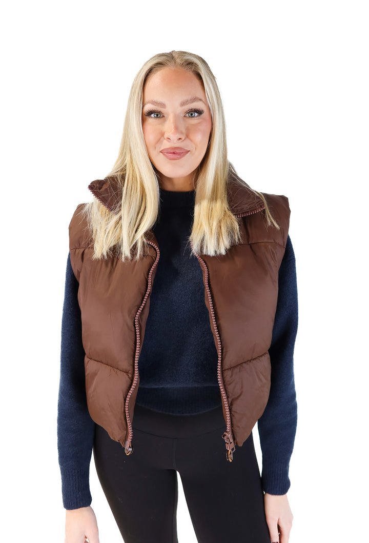 Cropped Brown Puffer Vest (L)*