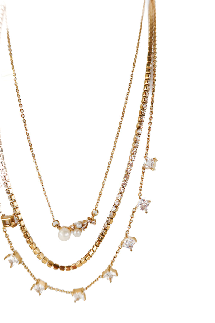 victoria emerson 3 layer necklace (retail $68)