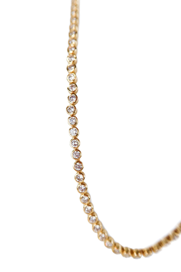 Electric picks round gold/crystal necklace NWT (retail $78)