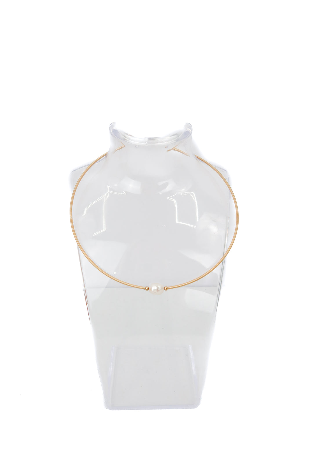 Pearl choker necklace
