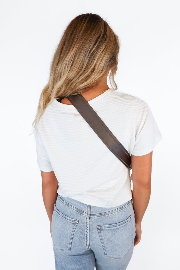Quince Mink Pebbled Leather Sling Bag NWT (Retail $70)
