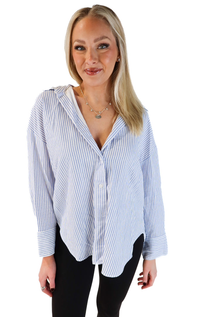 Zara Blue and White Pinstripe Shirt (M; retail $39.90)