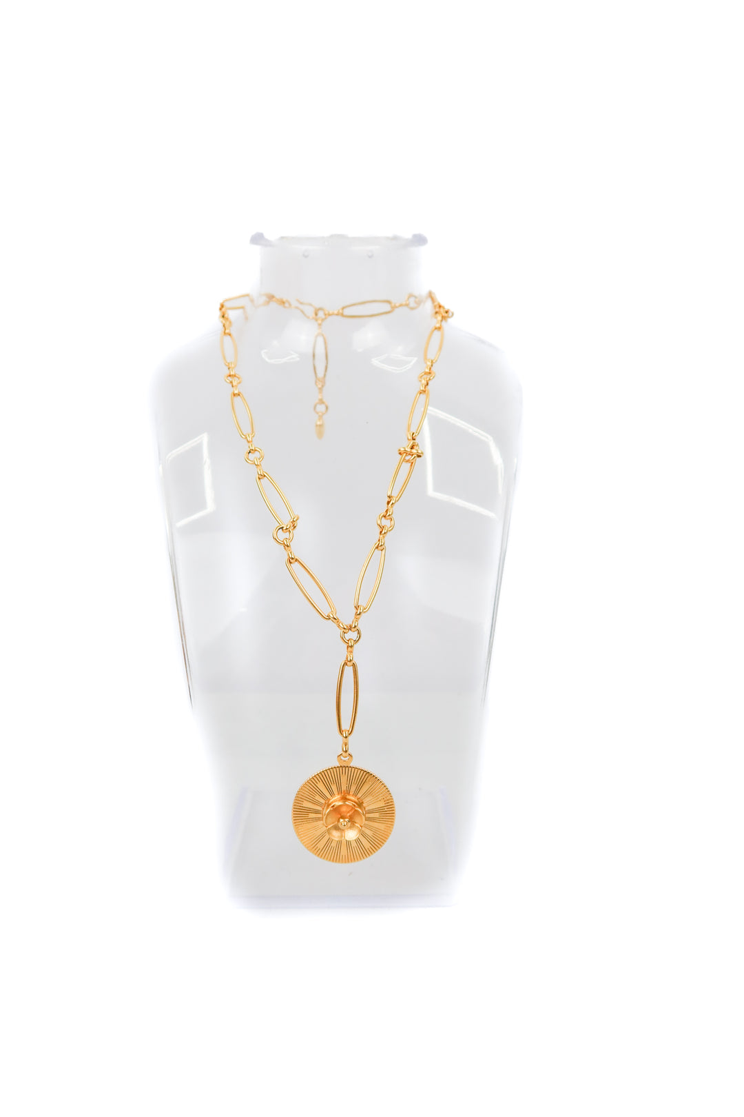 B+E gold flower charm neckalce