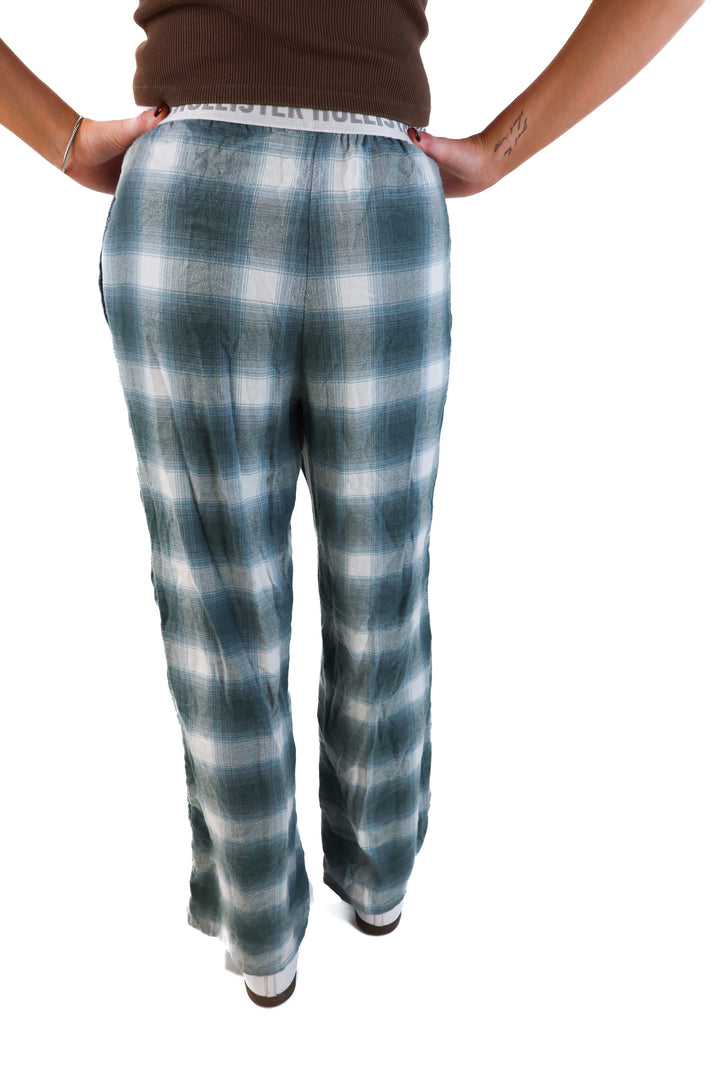 Hollister Sage Green Plaid Pajama Pants (S)