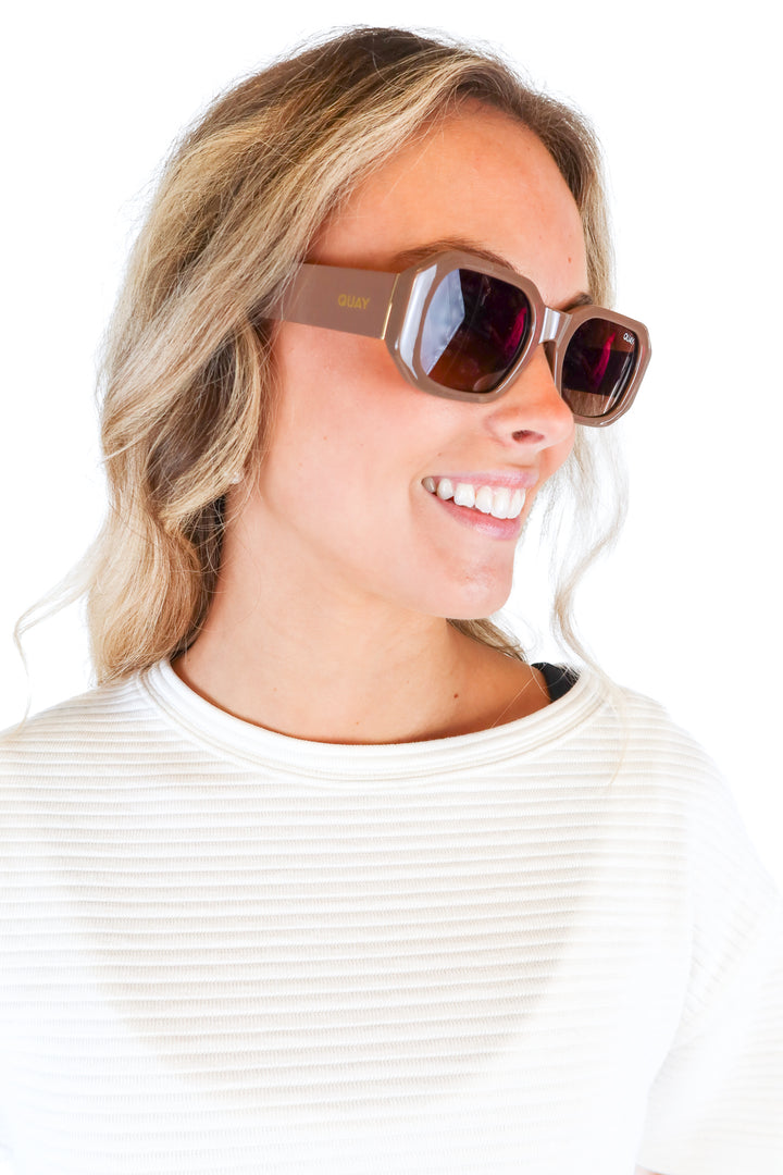 Quay mauve oval sunglasses