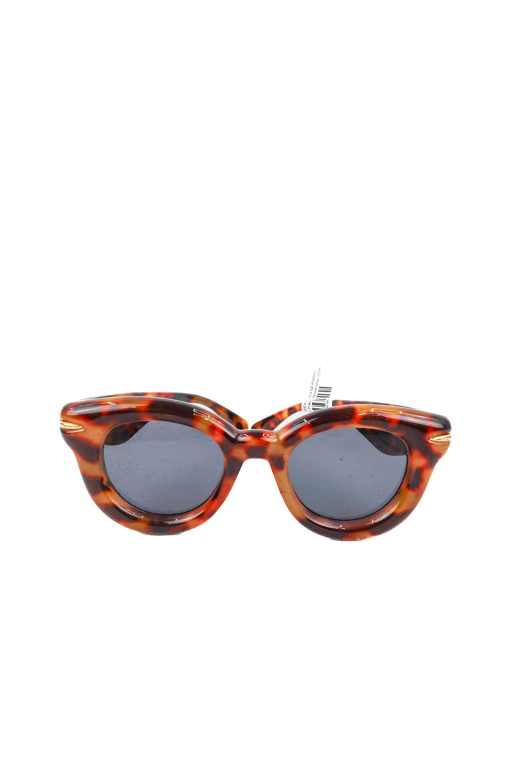 Brown tortoiseshell sunglasses
