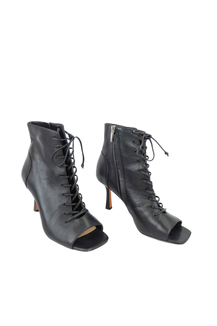 Vinco Camuto black lace up heels (7.5)