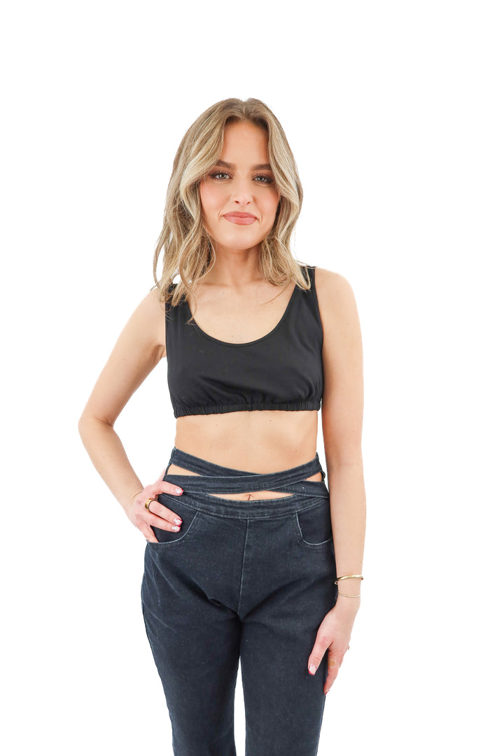 club monaco black crop top (m)