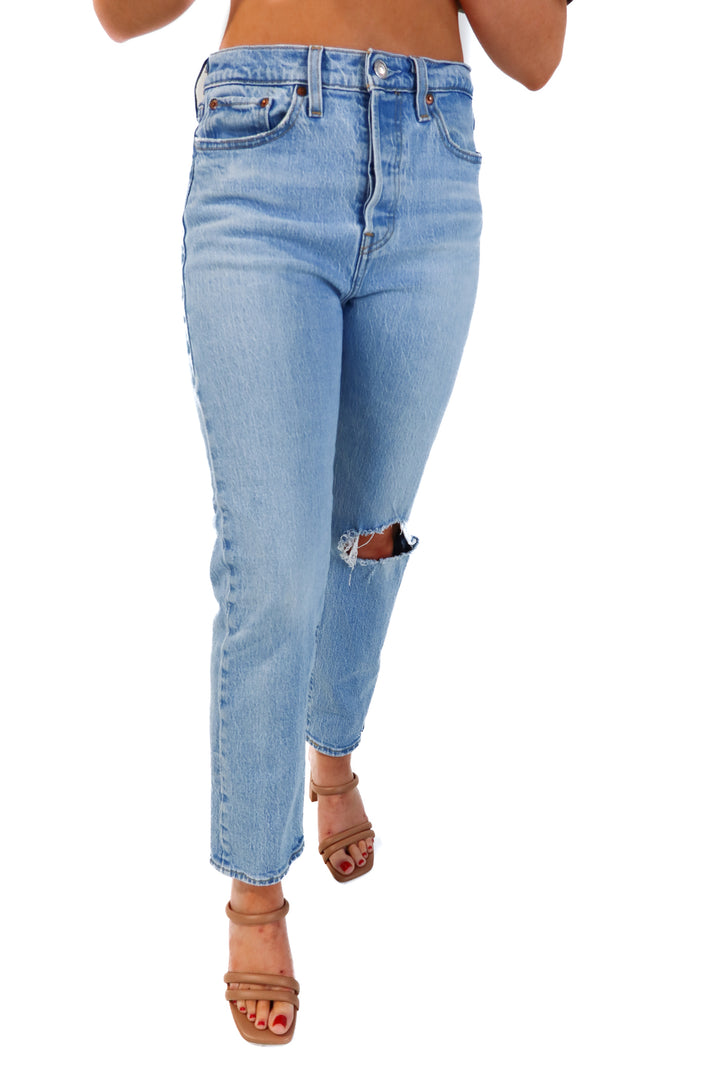 Levi’s light wash wedgie straight jeans (28; retails for $98)