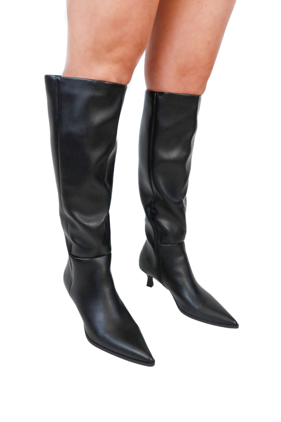 Madden girl black tall pointed toe boots NWOT (8.5)