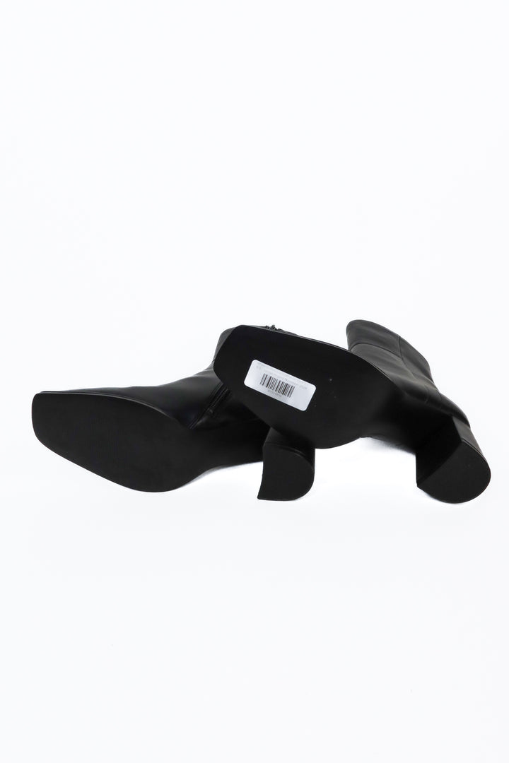 Madden girl black square toe booties NWOT (8.5)