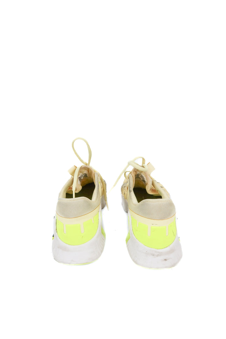 Nike yellow sneakers (8.5)