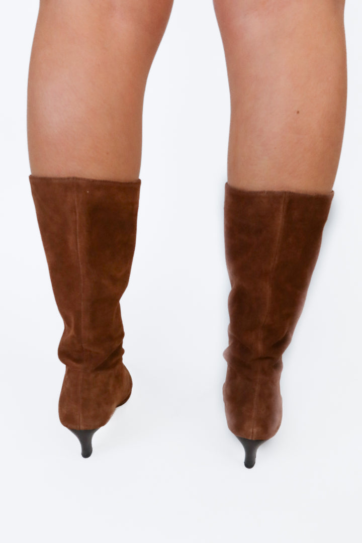 Ann Taylor Brown Suede Kitten Heel Boot NWOT (7.5; retail $298)