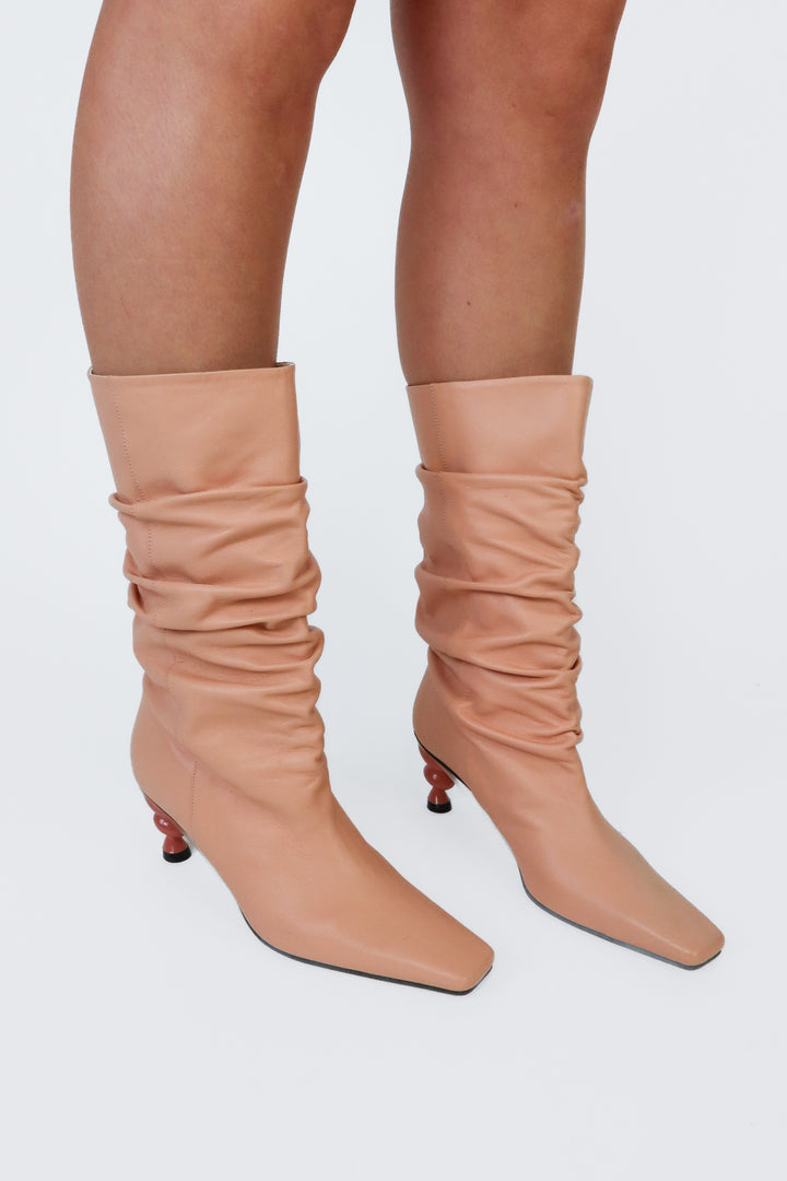 Yuul Yie Apricot Leather Slouch Boots NWOT (38; retail $440)
