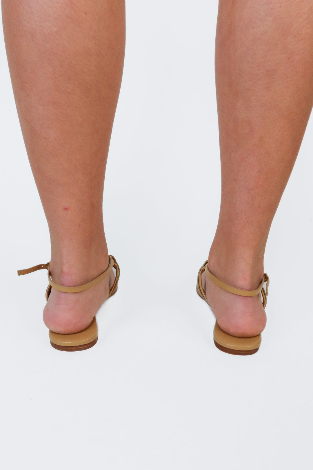 Tory Burch Tan Leather Gold Buckle Hardware Sandals (9; retail $228)