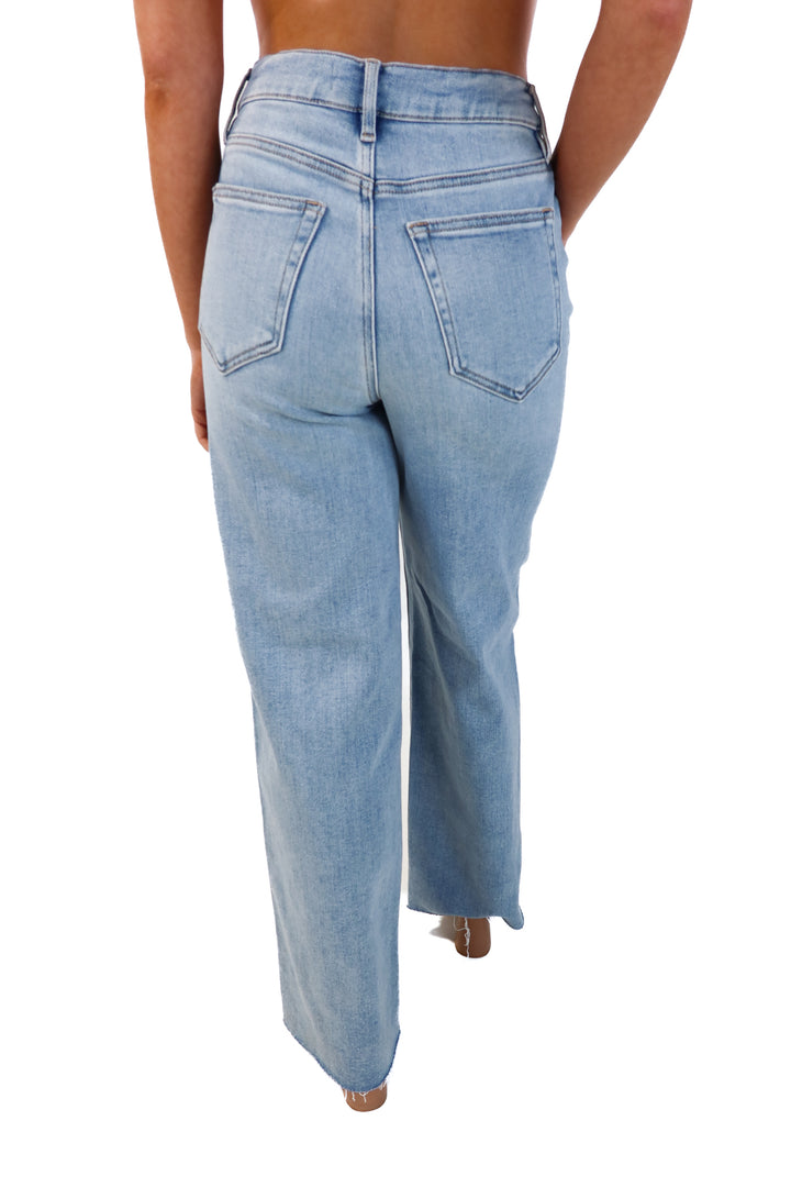Vici light wash wide leg jeans NWT (26; retails for $74)