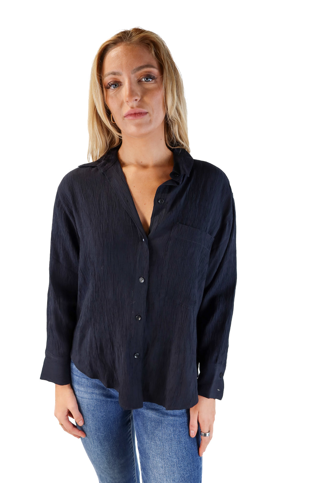 Abercrombie & Fitch black oversized plisse button up (xs; retails for $70)